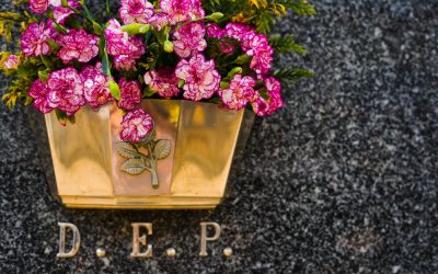 Ideas para realizar una inscripción en una lápida